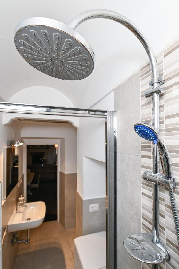 Gorgeous Trastevere Loft On The River Rom Exterior foto